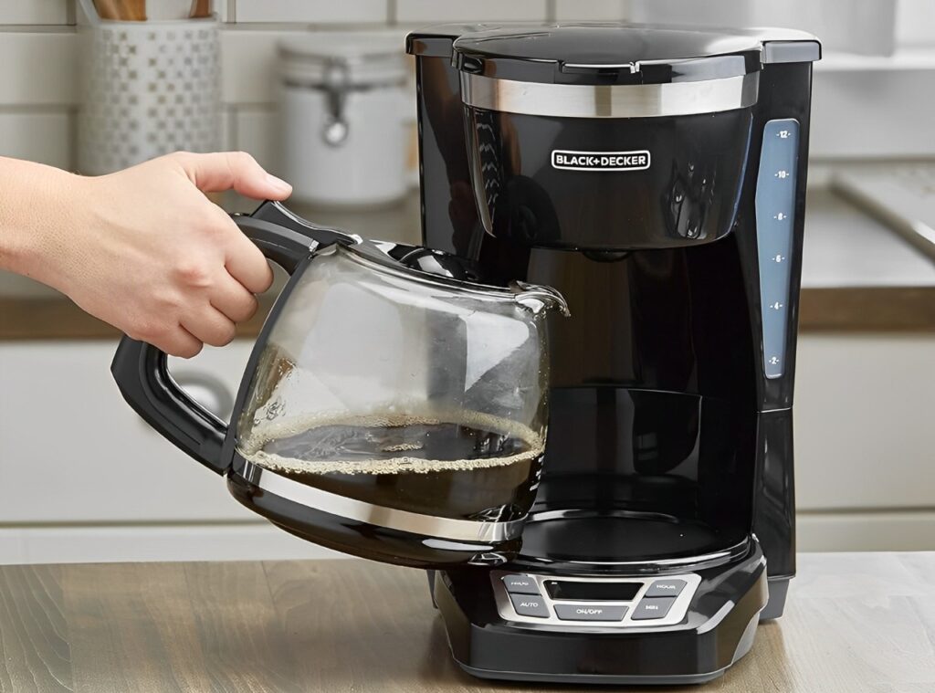 black and decker coffee makers sneak a cup technology